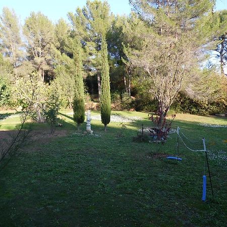 Le Mas Du Pin Vert Aubagne Bagian luar foto